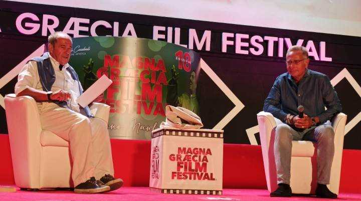 Magna Graecia Film Festival, un super Paolo Bonolis si è raccontato senza veli