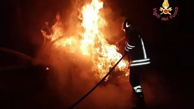 Calabria. Incendo boschivo, nonnino 76enne morto. Accudiva orto in una sua proprietà