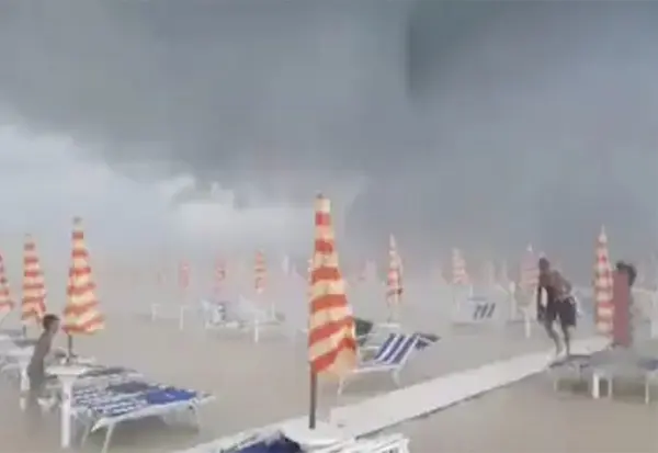 Meteo: Crolla Tutto! dal caldo rovente a burrasca di Ferragosto. Ecco le zone a rischio