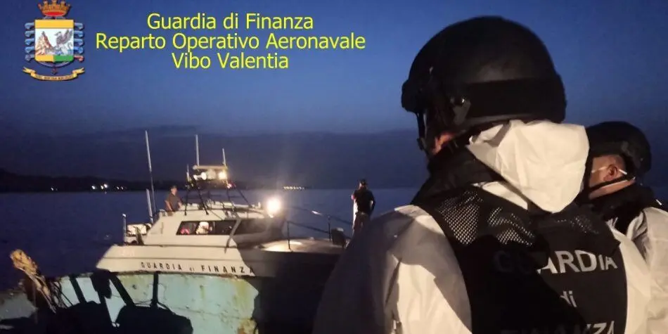 Migranti: sbarco Roccella Ionica, arrestato presunto scafista. E' un cittadino egiziano di 50 anni