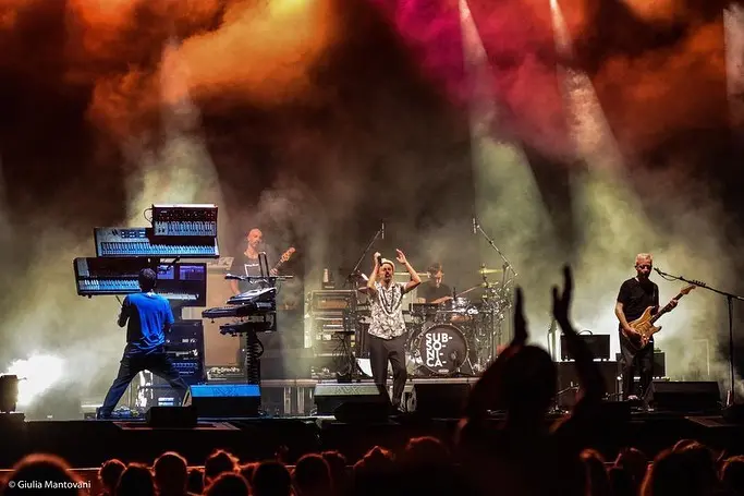 Domani la grande notte di Aiello a Diamante, Stasera i Subsonica in piazza Castello di Reggio C.