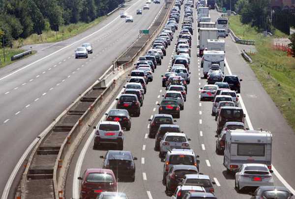 Controesodo  da Zona rossa in A1, A22, A14 e A2. Nel foggiano morto 21enne. Brennero bollino rosso