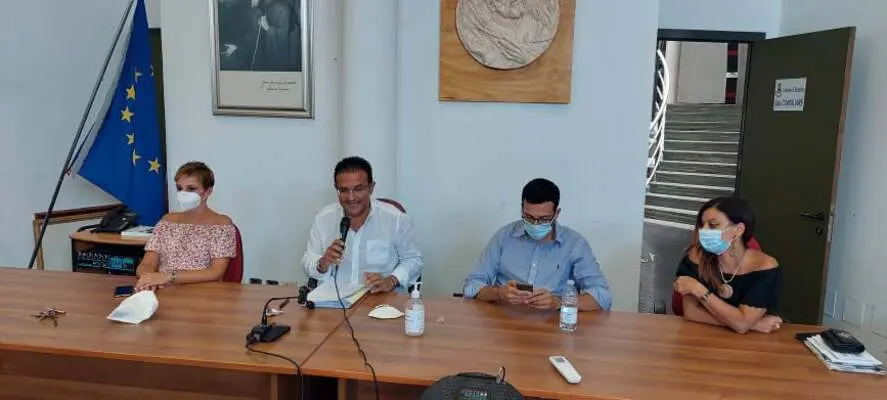 Asd Bovalinese 1911. Salta l'Eccellenza. Chiarisce tutto il Sindaco Maesano in conferenza stampa