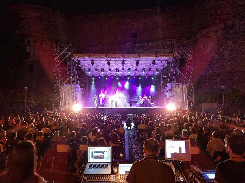 “Fatti di Musica 2021”: Francesca Michielin incanta Piazza Castello di Reggio Calabria