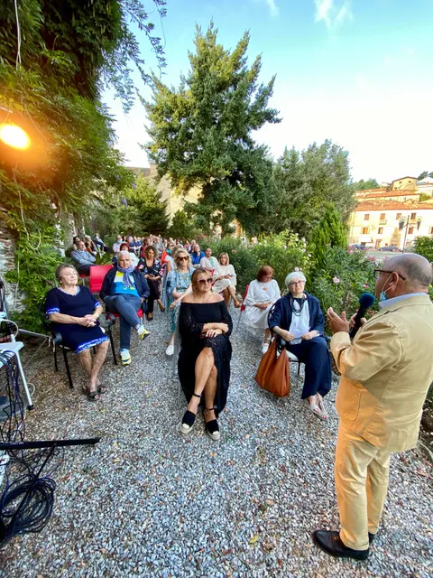 La grande bellezza di a PALAZZO CON LO SCRITTORE Ospite Fabiana Cacciapuoti