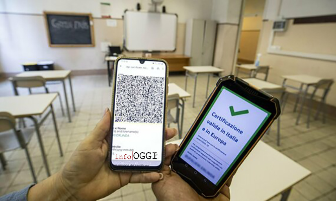 Green pass a scuola da mercoledì, è attesa per App. Controlli manuali a prove recupero.