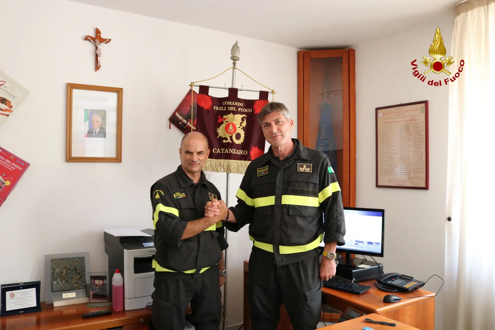 Cambio di guardia al comando dei Vvf di Catanzaro. L'ing. Bennardo subentra a Cuzzocrea. Foto