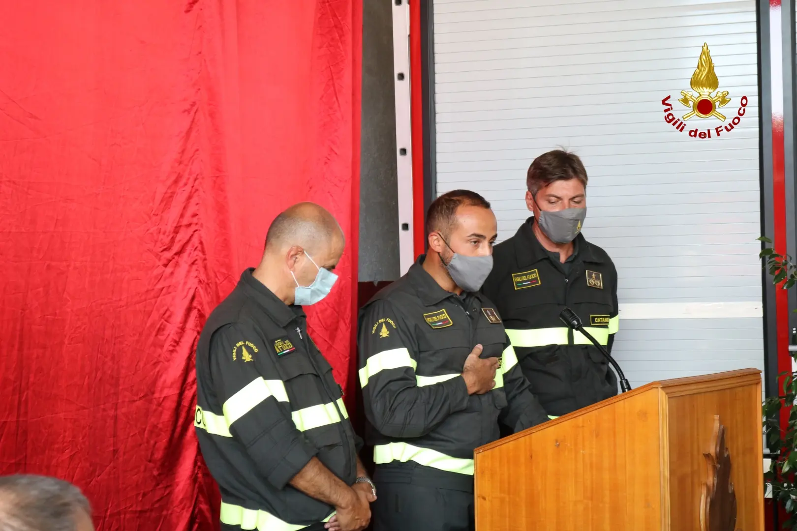 Cambio di guardia al comando dei Vvf di Catanzaro. L'ing. Bennardo subentra a Cuzzocrea. Foto