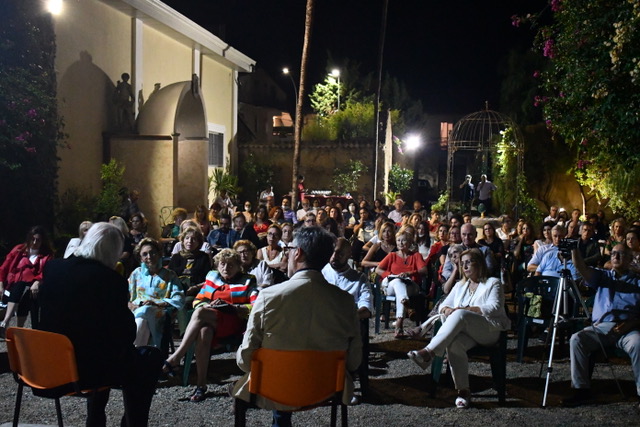 Giuseppe Conte «A Palazzo con lo Scrittore». Ospite della rassegna a Villa Cefaly Pandolphi