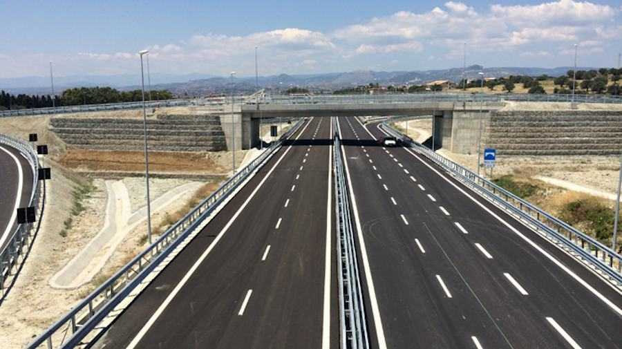 Infrastrutture: Scutellà, Governo va avanti su lavori SS106