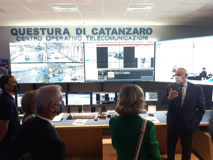 Catanzaro: Il Capo della Polizia ha inaugurato la nuova Centrale Operativa (Foto e Video)
