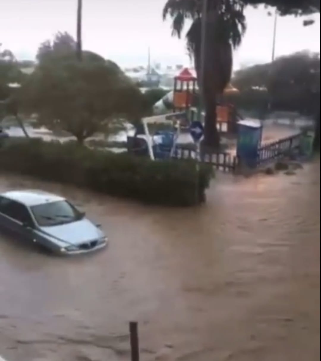 Maltempo: i Vvf impegnati in tanti comuni per allagamenti. Foto e Video