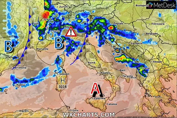 Meteo: perturbazione in atto con forti temporali poi il weekend, staffetta di perturbazioni.