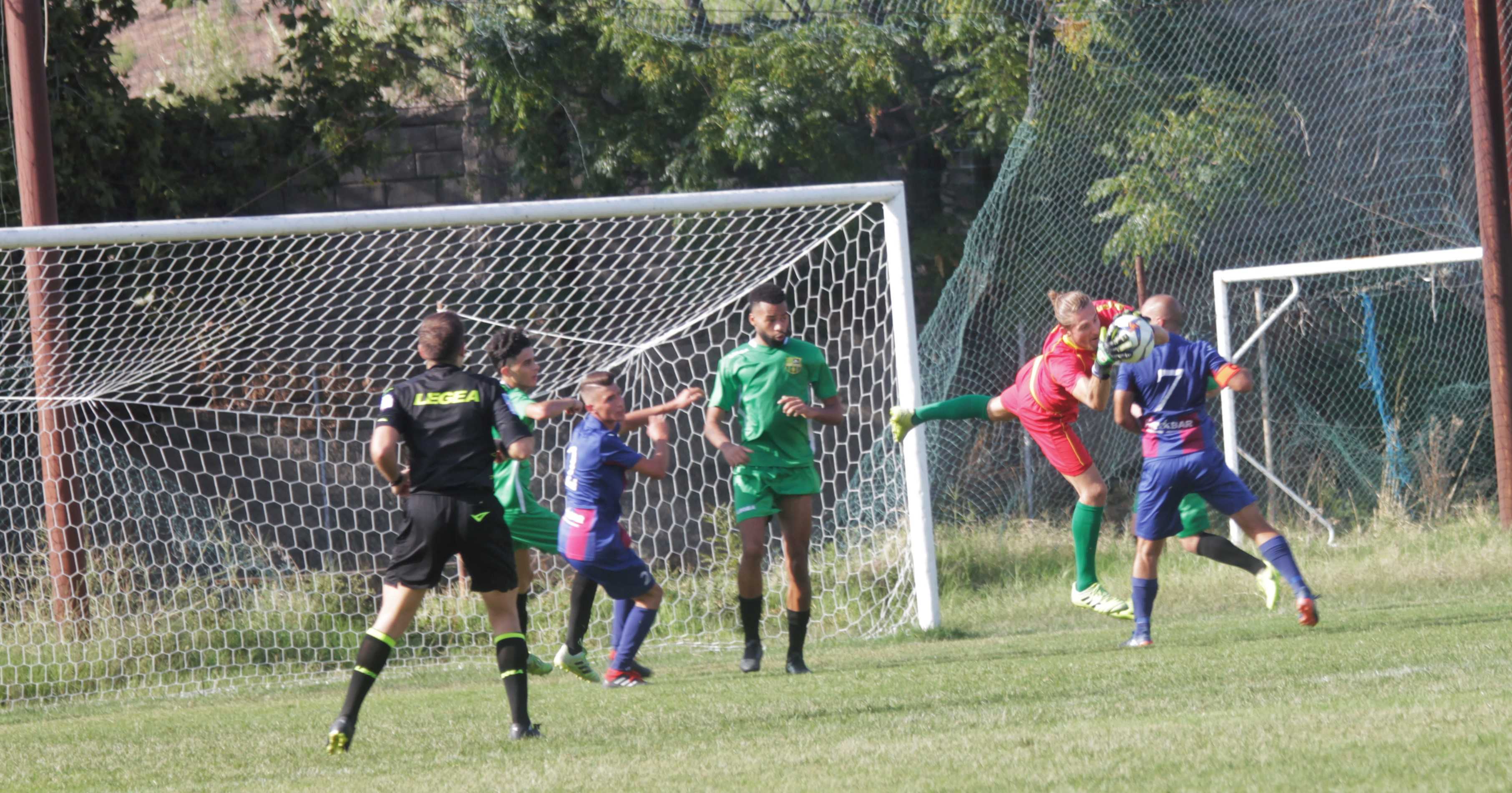 Promozione girone B-Calcio: buona la prima per l'Asd Brancaleone (2-0)!