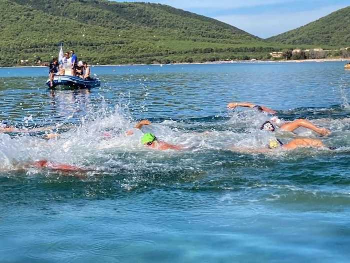 Nuoto acque libere Sardegna: il successo di Freedom in Water ad Alghero