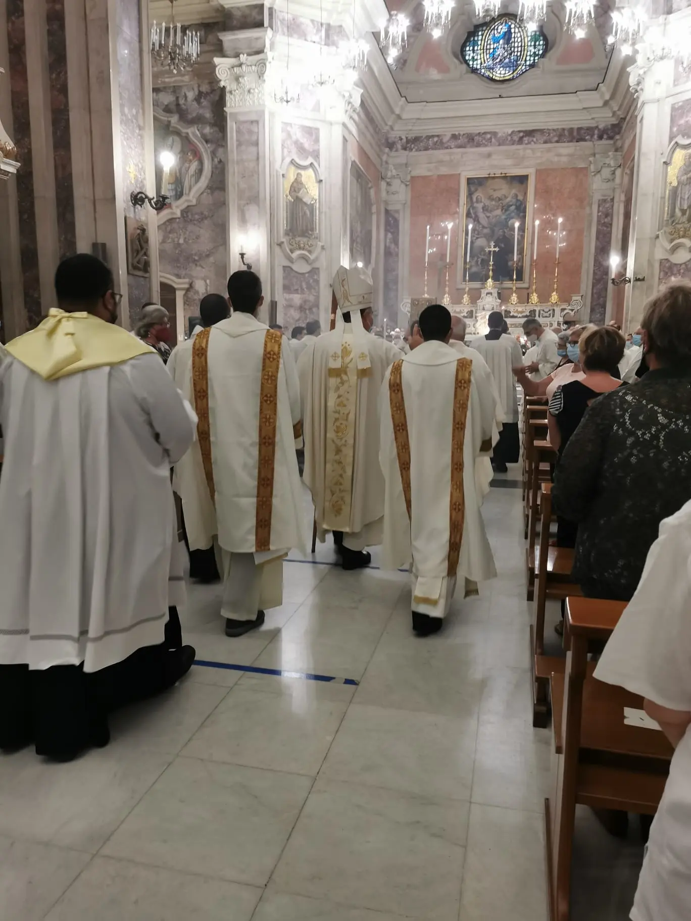 Mons. Panzetta: ”Momento drammatico per la diocesi, certo che il Signore saprà guidarci“