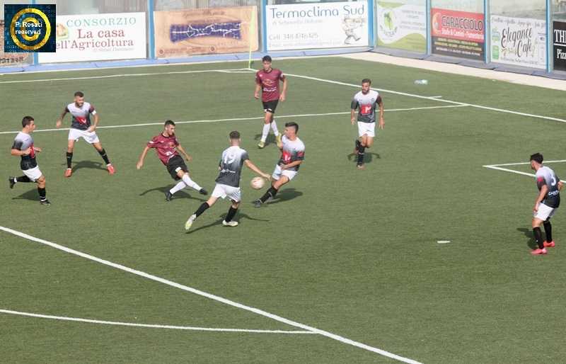 Bovalino-Calcio: l’Asd Bovalinese 1911 rialza la testa! bella vittoria contro lo Scalea (2-1)