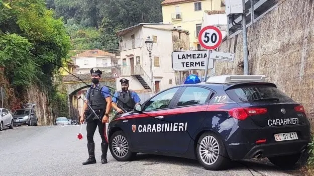Lamezia Terme. Da anni picchia la madre, donna esasperata lo denuncia