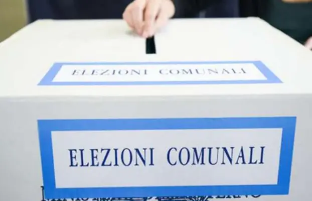 Comunali: aperti seggi a Cosenza e Siderno.