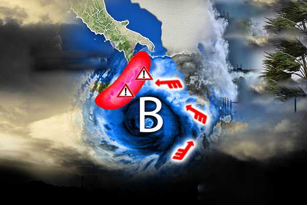 Meteo: domani il ciclone Mediterraneo si rinforza e diventa Medicane. Ecco la traiettoria aggiornata
