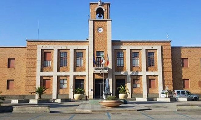 Comuni: Vibo Valentia verso dissesto, Corte conti boccia piano.