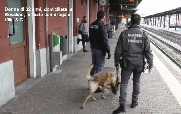 Villa S.G.: giovane donna domiciliata a Bovalino, fermata a Villa S.G. con panetti di cocaina in auto