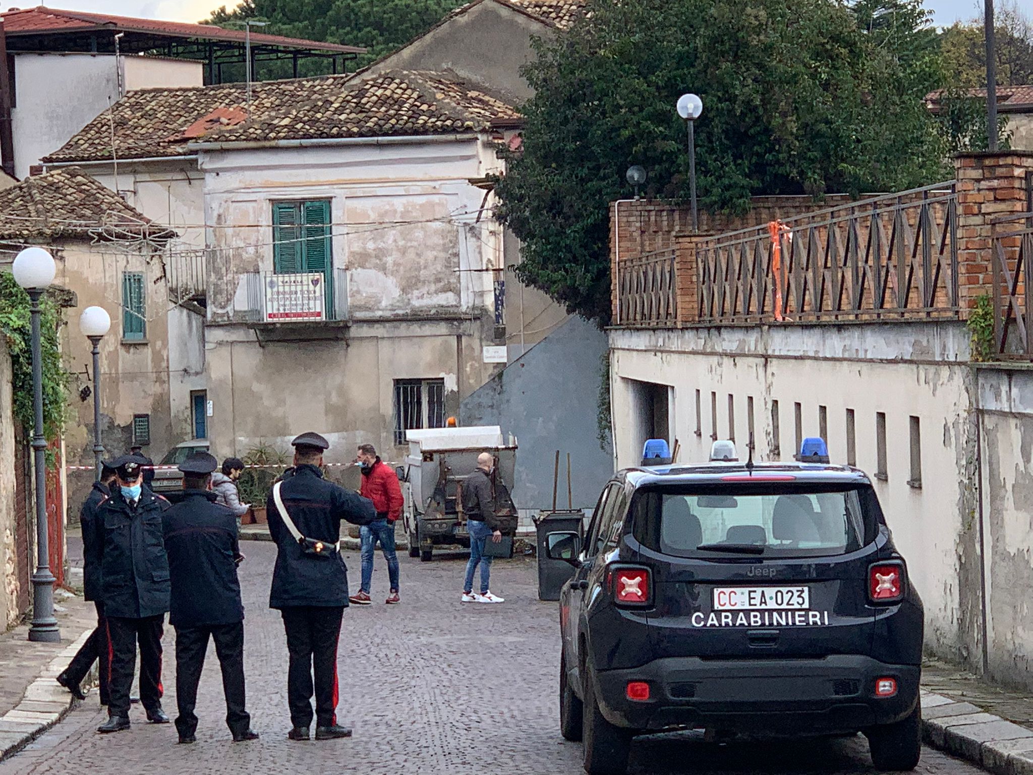Intimidazione a Taurianova, bomba davanti deposito comunale