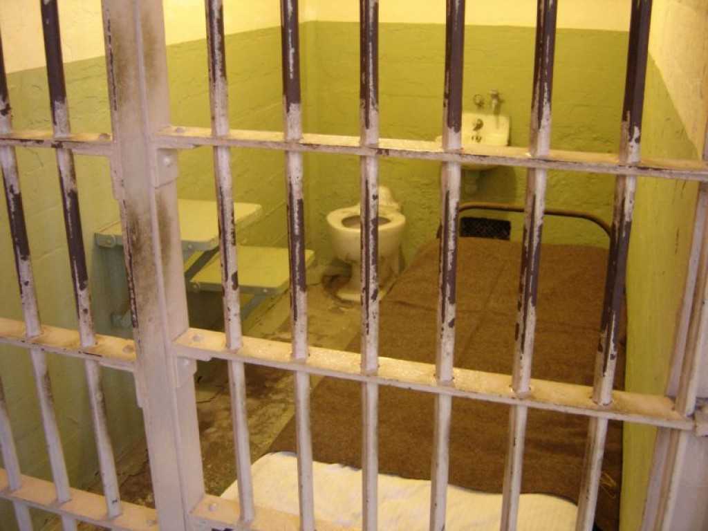 Carceri: detenuto calabrese di 45 anni si uccide ad Ascoli Marino