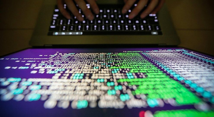 Ucraina. Max attacco informatico ai siti governativi
