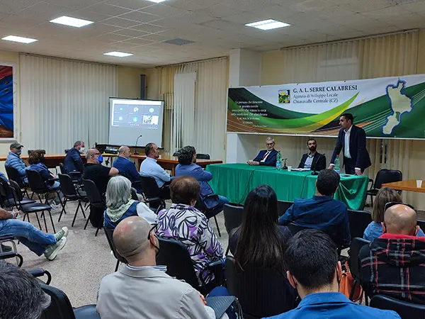 Cons. Alecci a margine incontro Chiaravalle su Energie Rinnovabili