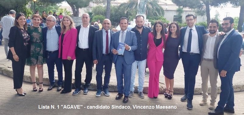 Bovalino-Elezioni: presentata in Villa Comunale la Lista N. 1 "AGAVE"