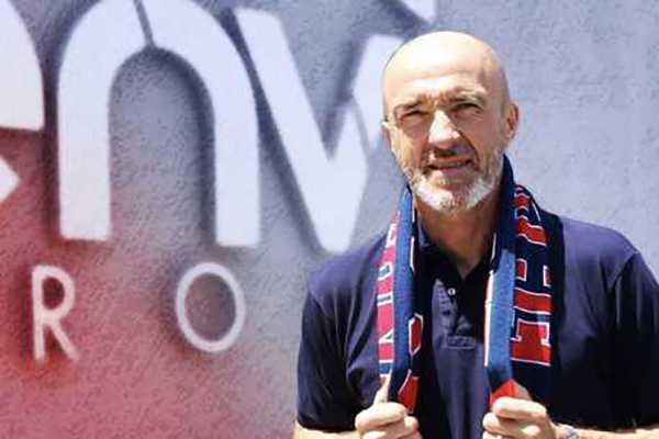 Calcio: Ufficiale Franco Lerda nuovo allenatore del Crotone.