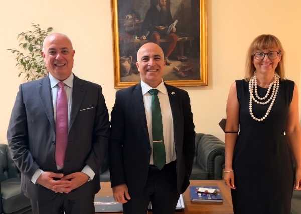L’Ambasciatore d’Israele Dror Eydar in visita alla Camera di commercio di Cosenza