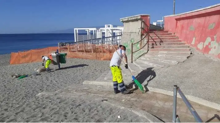 Catanzaro. Riprende, per il quinto anno consecutivo, il progetto “Spiagge Pulite"