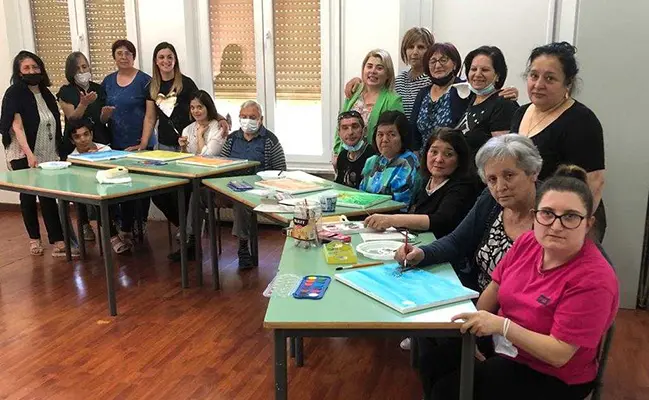 SGF. Centro di aggregazione “Raggio di sole”. “La Creatività, una risorsa per esprime la ricchezza interiore”.