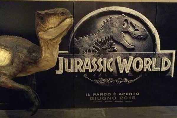Cinema. Incassi, sempre in vetta Jurassic World