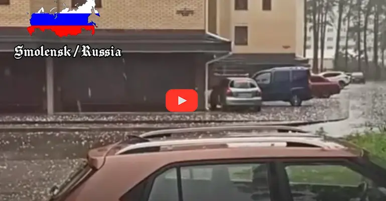 Meteo Russia, grandine pericolosa colpisce la città di Smolensk (video)