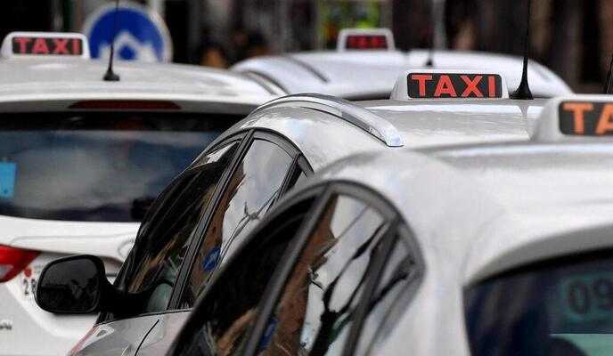 Cominciato lo sciopero, taxi fermi in tutta Italia