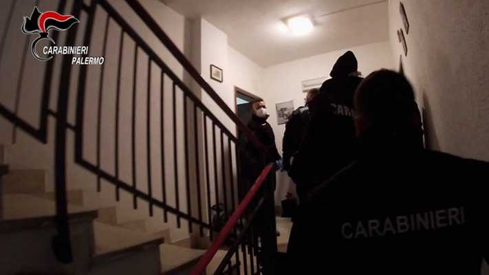 Mafia: nuovo colpo al mandamento Porta Nuova, 12 arresti