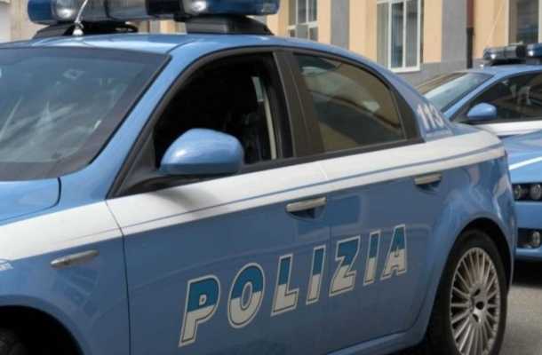 Catanzaro, Polizia arresta uomo trovato in possesso 290 grammi di hashish