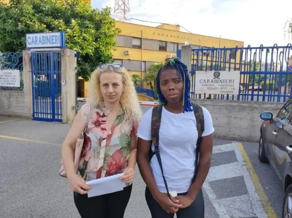 "Picchiata perché ho chiesto la paga", indagato il datore di lavoro