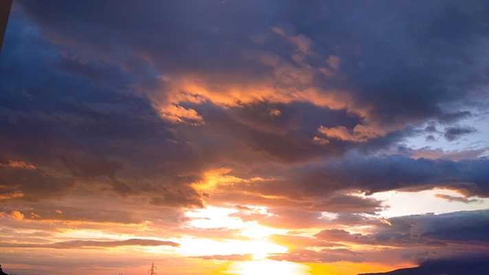 Poesia. Versi di Walter Perri: "Il nostro amore”