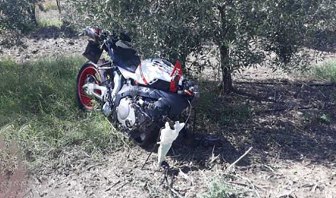 Incidenti mortali: Calabria scontro auto-moto, muore centauro 35enne Paternostro