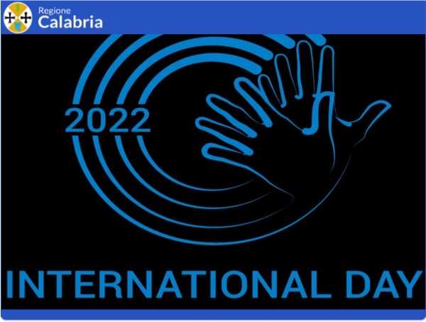 Domani la Cittadella si illuminerà di blu. La regione partecipa all'iniziativa "Blue Light For Sign Languages"