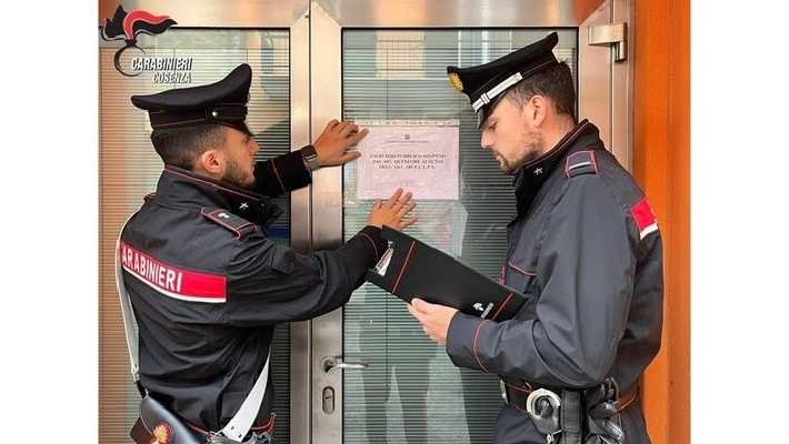 Bar ritrovi di pregiudicati, 2 chiusi dai carabinieri ad Acri