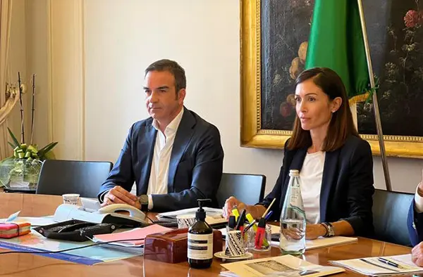 Aeroporti Calabria: Occhiuto e Ministra Mara Carfagna, siglato Cis per 215 mln a scali Calabria