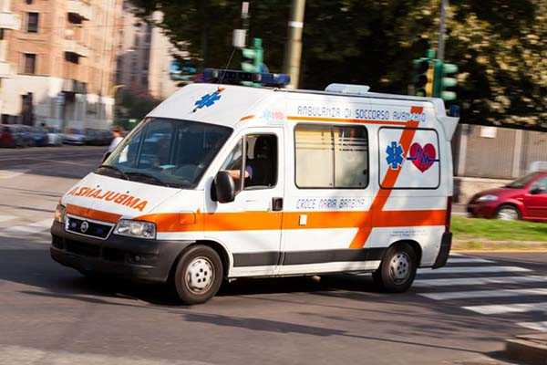 Incidenti mortali. scontro Auto Bus, bilancio un morto è un ferito a Granarolo