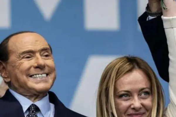 Nuovo Governo. "Meloni Premier" Berlusconi, congratulazioni Meloni, da Fi contributo decisivo