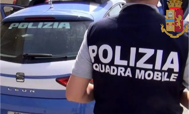 Catanzaro: la Polizia ha tratto in arresto tifoso responsabile dell’aggressione di un poliziotto (Video). I dettagli