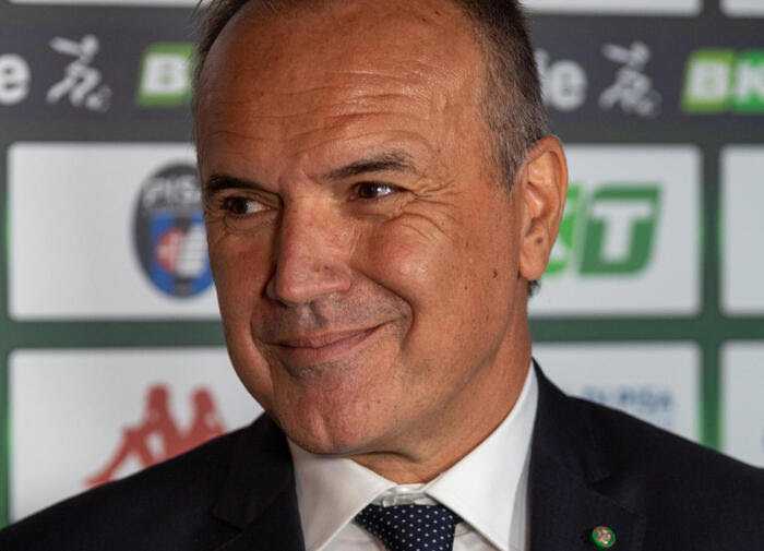 Calcio. Serie B: Frosinone corsaro, Reggina travolta 3-0. Ternana-Cagliari 1-0, Pavoletti sbaglia un rigore